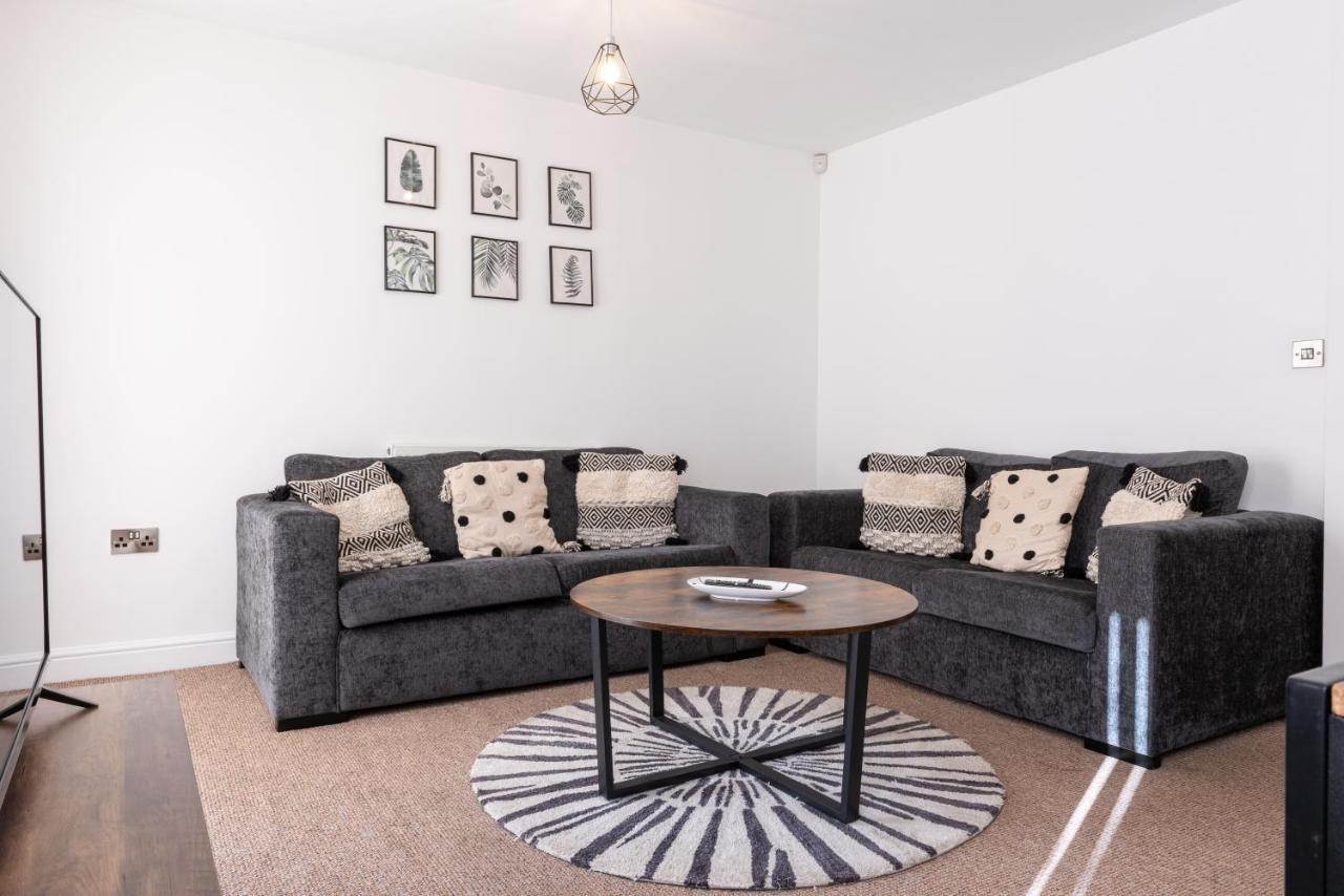 Parking - Spacious - Smart Tv - Self Checkin - Garden - King
