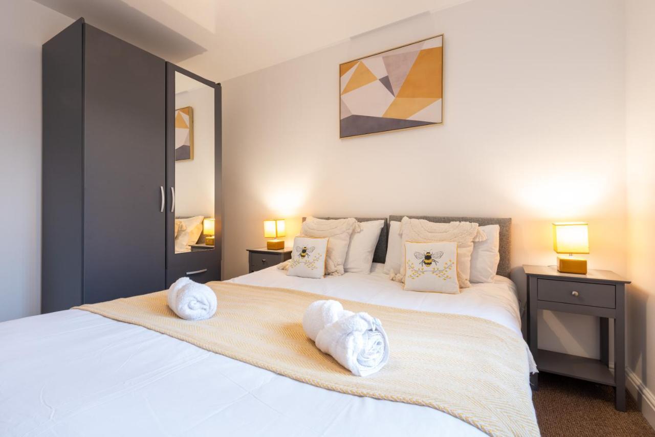 Сasa de vacaciones Parking - Spacious - Smart Tv - Self Checkin - Garden - King *